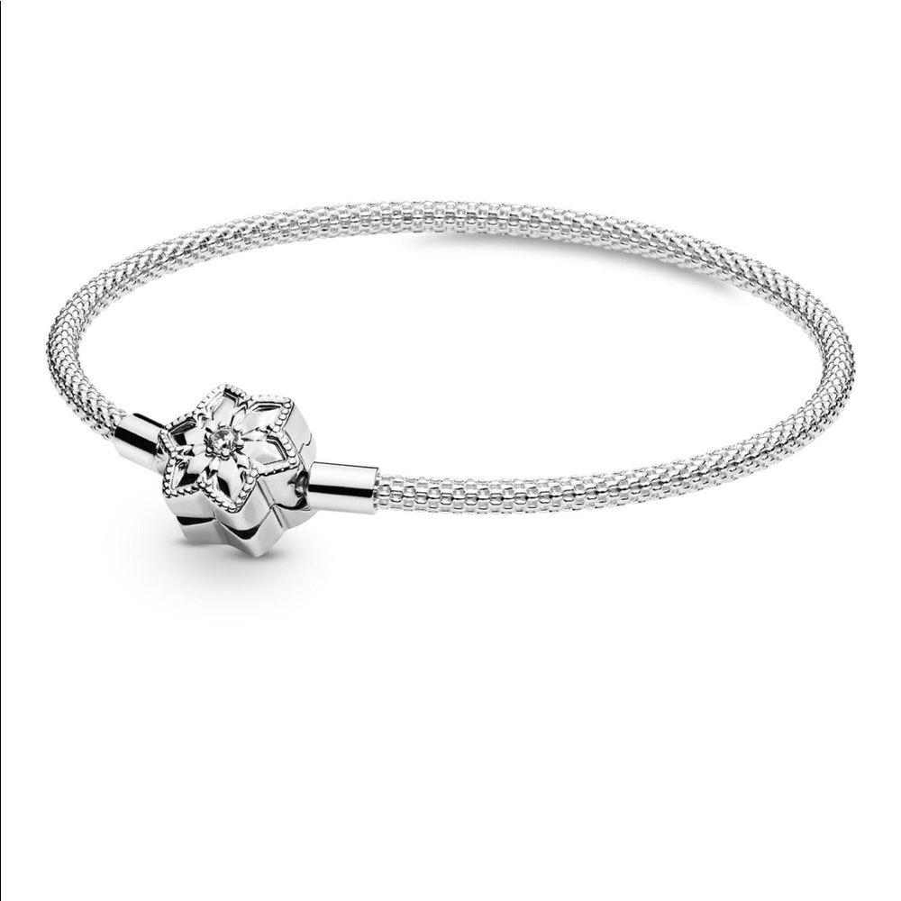 Pandora Shine Bright 6.7” Bracelet